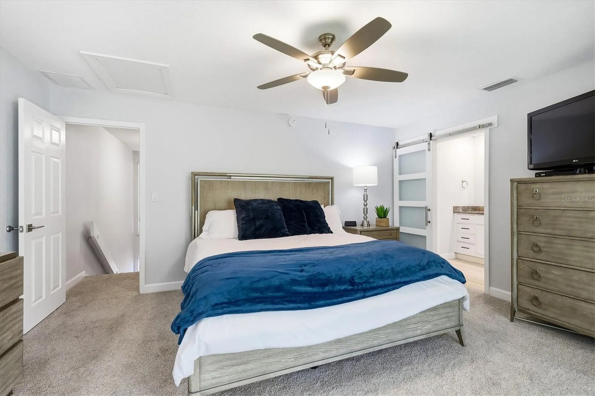 1201 E Peppertree Drive Sarasota FL 34242