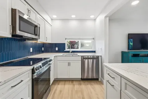 1201 E Peppertree Drive Sarasota FL 34242