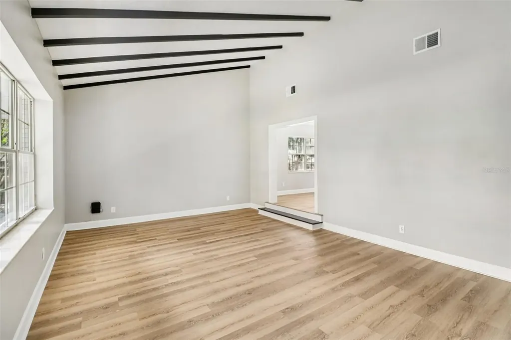 610 Spring Valley Road Altamonte Springs FL 32714