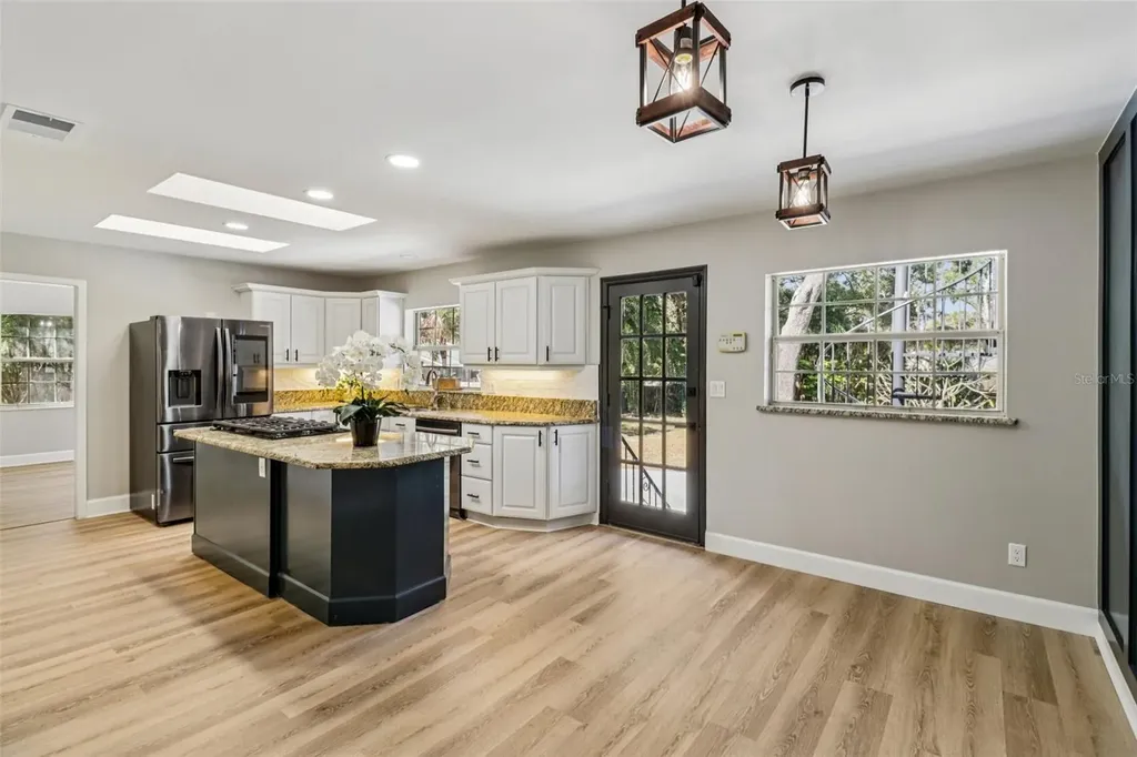 610 Spring Valley Road Altamonte Springs FL 32714