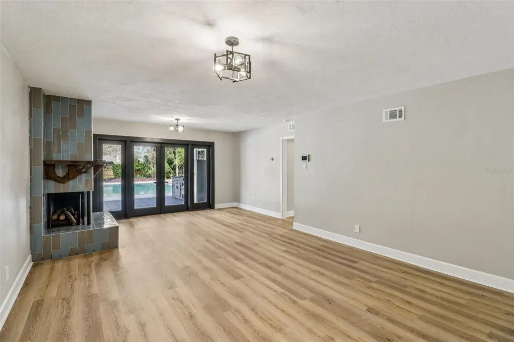 610 Spring Valley Road Altamonte Springs FL 32714