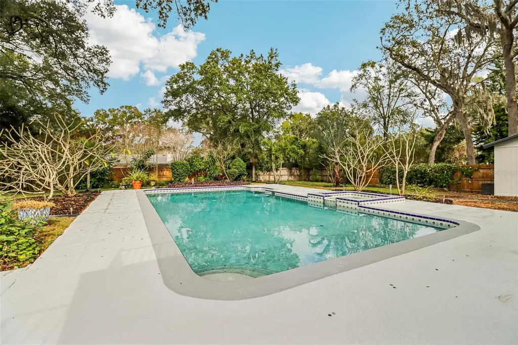 610 Spring Valley Road Altamonte Springs FL 32714