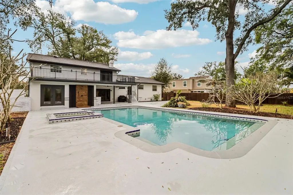 610 Spring Valley Road Altamonte Springs FL 32714