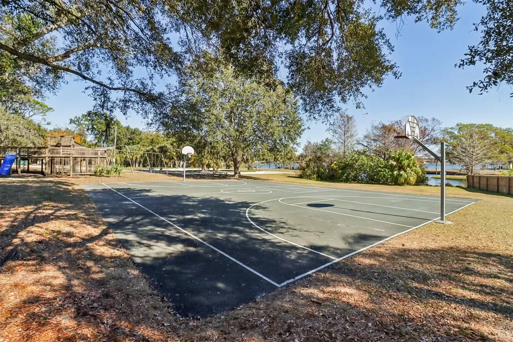 610 Spring Valley Road Altamonte Springs FL 32714