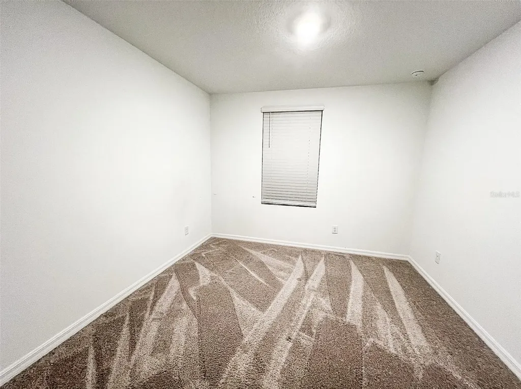 1542 Discovery Street Davenport FL 33896