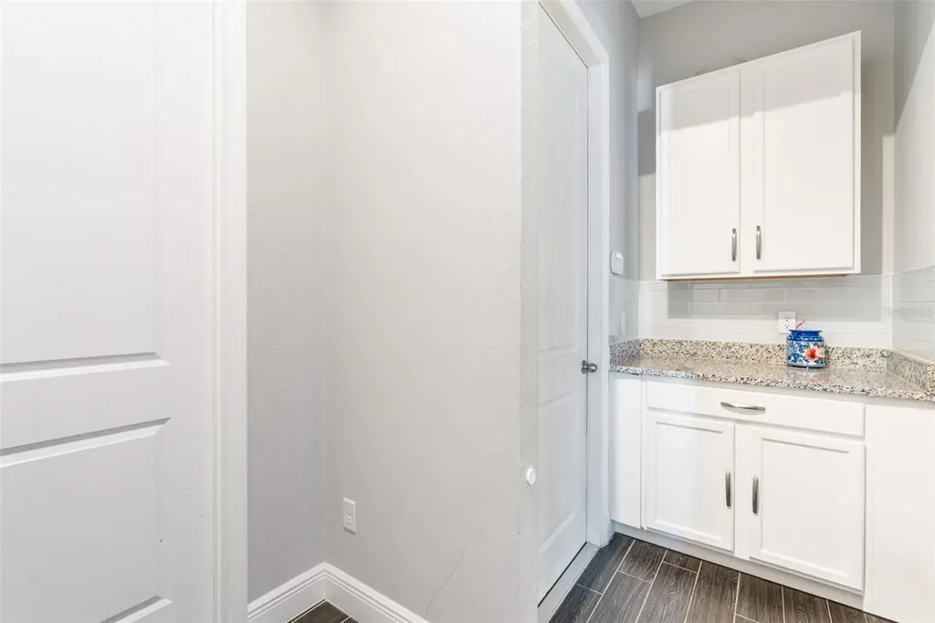 8324 Ludington Circle Orlando FL 32836