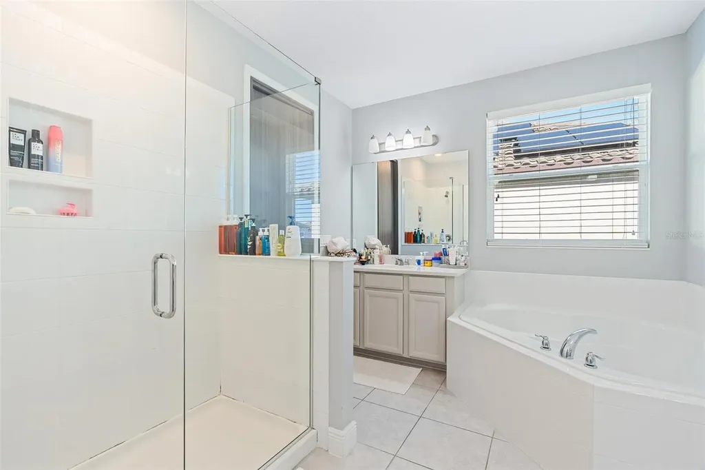 8324 Ludington Circle Orlando FL 32836