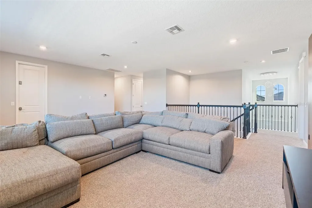8324 Ludington Circle Orlando FL 32836