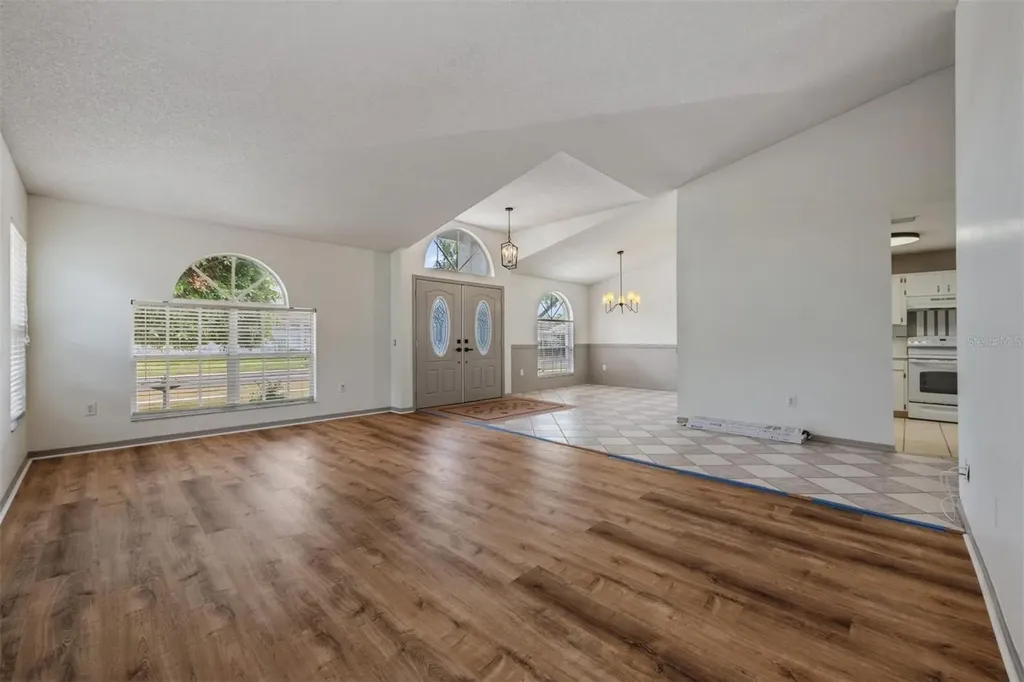 1813 Dockside Drive Valrico FL 33594