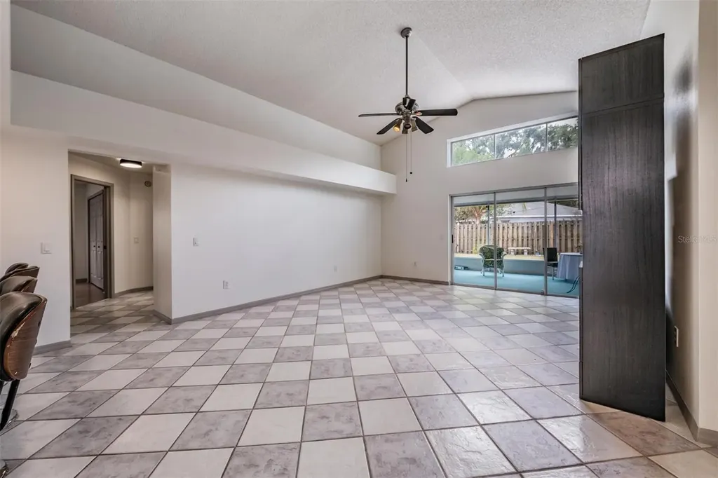 1813 Dockside Drive Valrico FL 33594