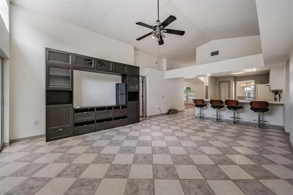 1813 Dockside Drive Valrico FL 33594