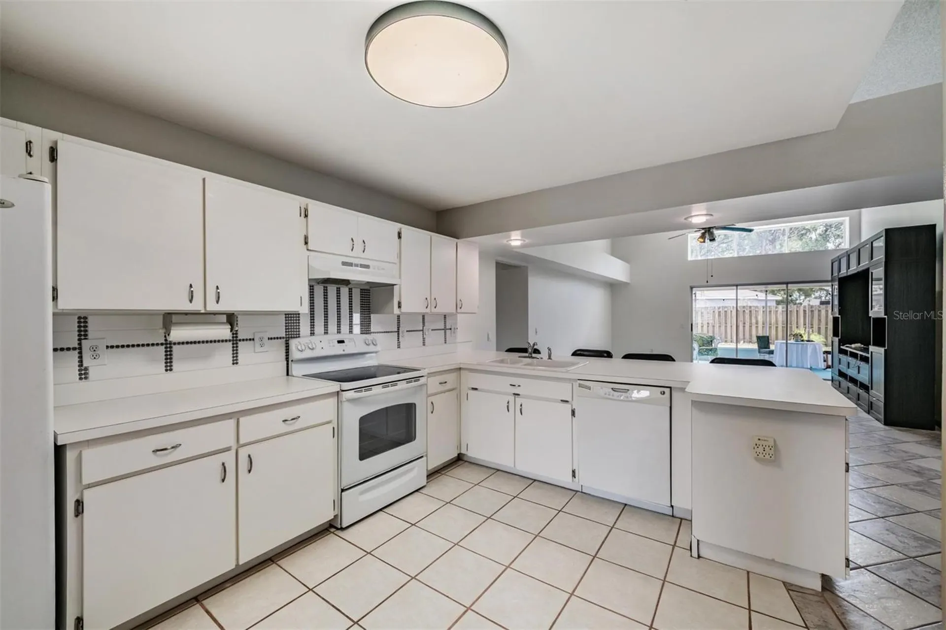 1813 Dockside Drive Valrico FL 33594