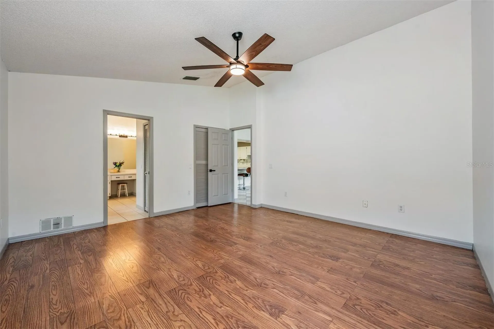 1813 Dockside Drive Valrico FL 33594