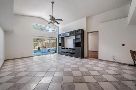 1813 Dockside Drive Valrico FL 33594