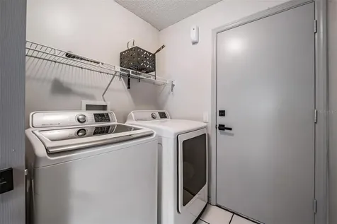 1813 Dockside Drive Valrico FL 33594