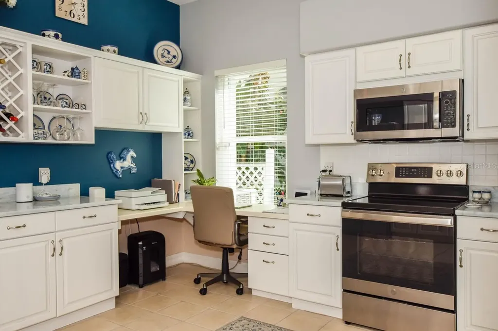 657 Crossfield Circle Venice FL 34293