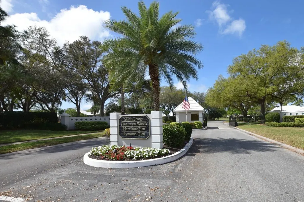 657 Crossfield Circle Venice FL 34293