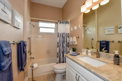 657 Crossfield Circle Venice FL 34293