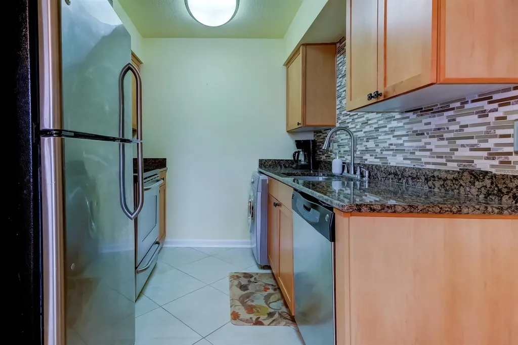 5092 Beach Drive SE St Petersburg FL 33705
