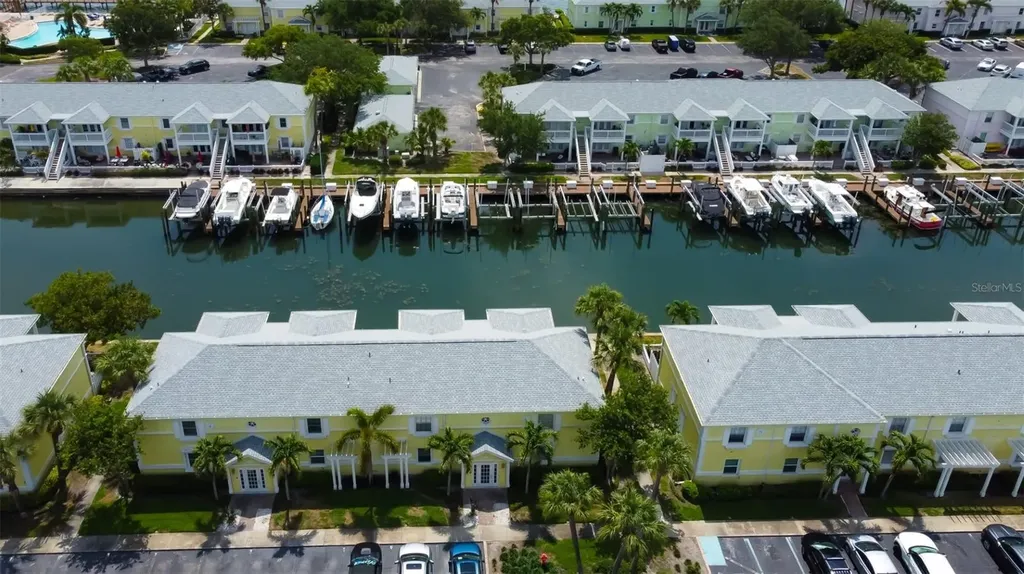 5092 Beach Drive SE St Petersburg FL 33705