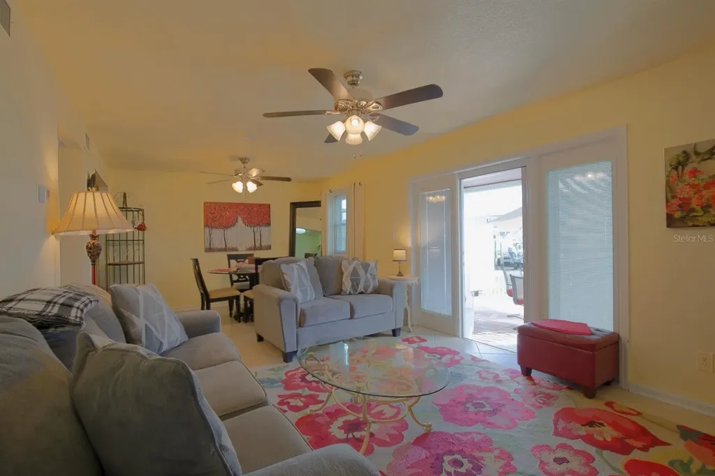 5092 Beach Drive SE St Petersburg FL 33705