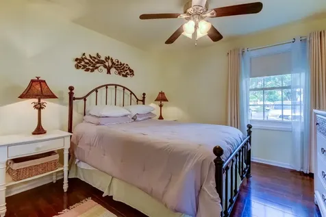 5092 Beach Drive SE St Petersburg FL 33705