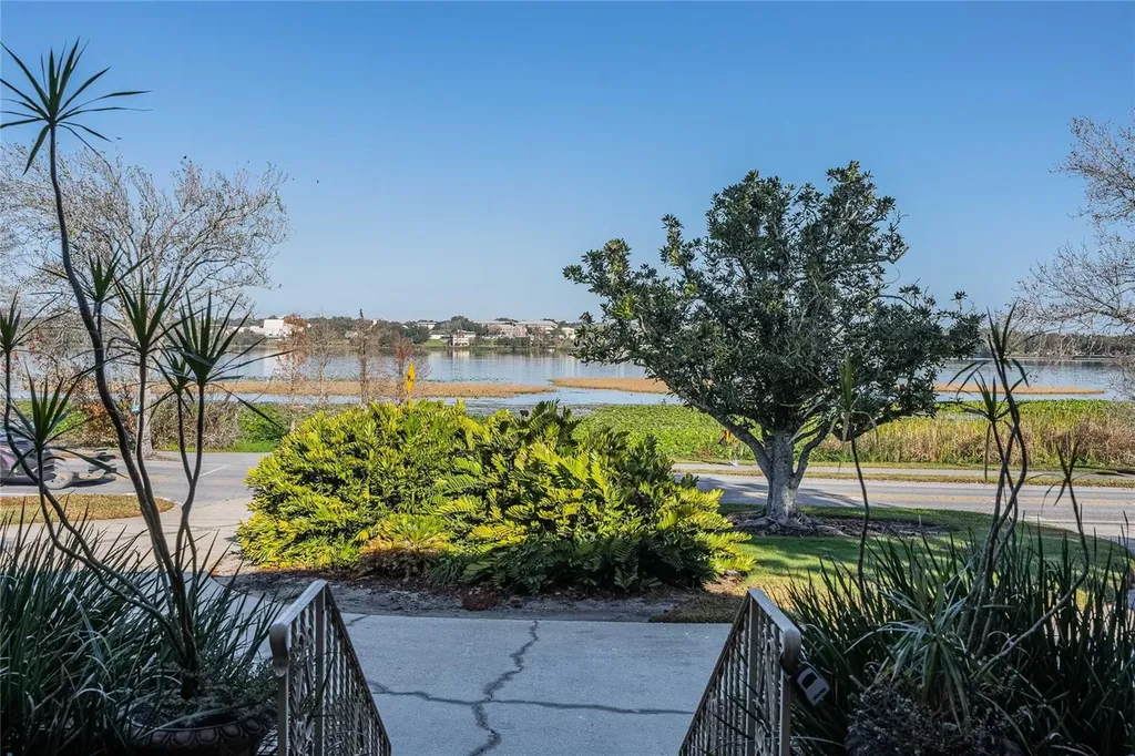 555 Lake Hollingsworth Drive Lakeland FL 33803