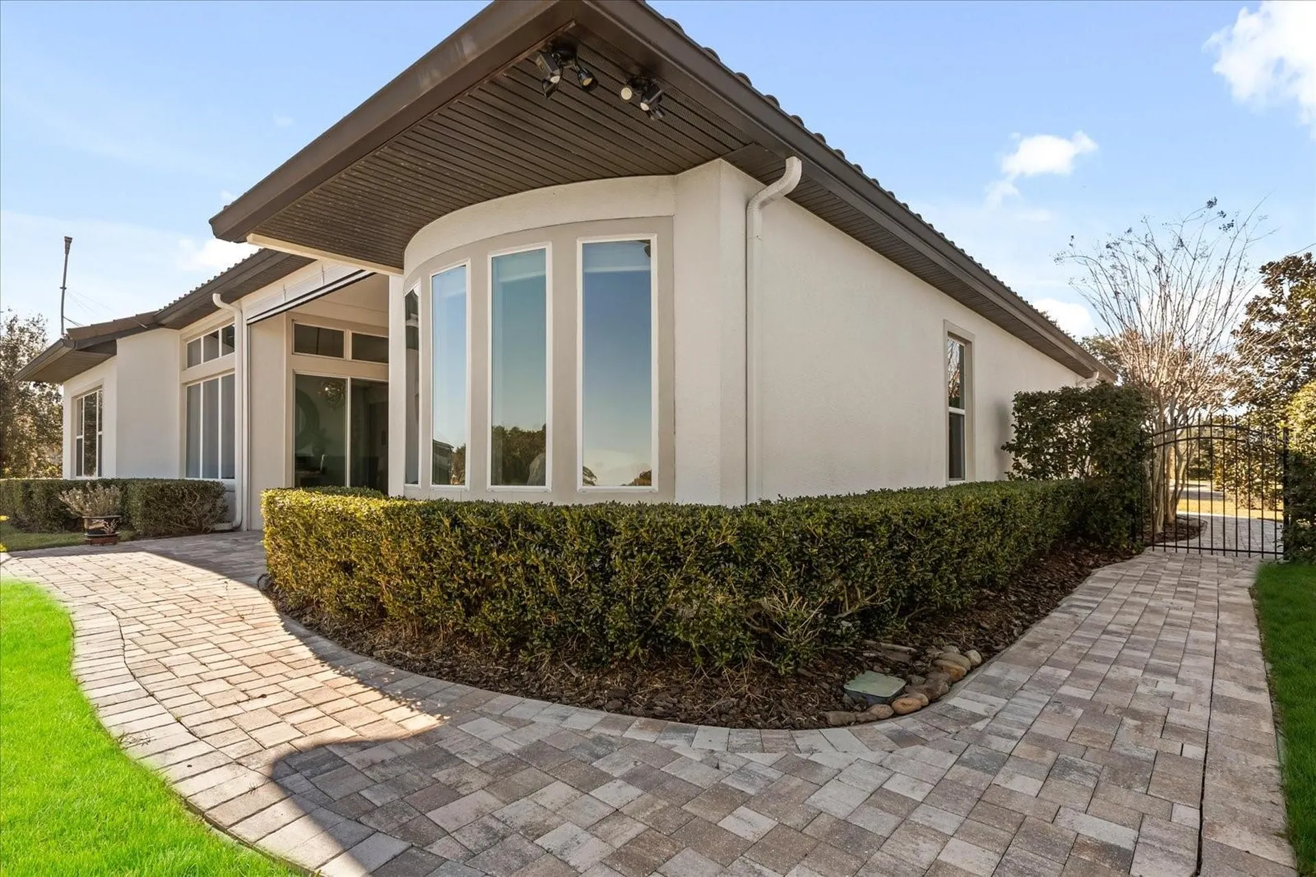 25920 Roundabout Point Sorrento FL 32776