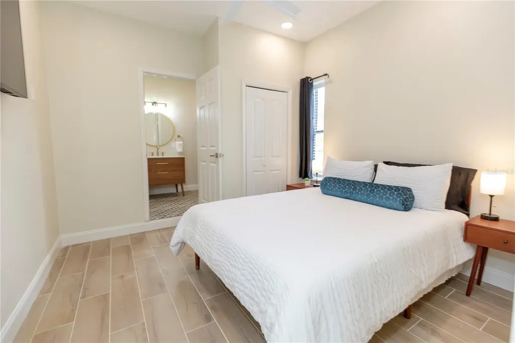 145 93rd Avenue Treasure Island FL 33706