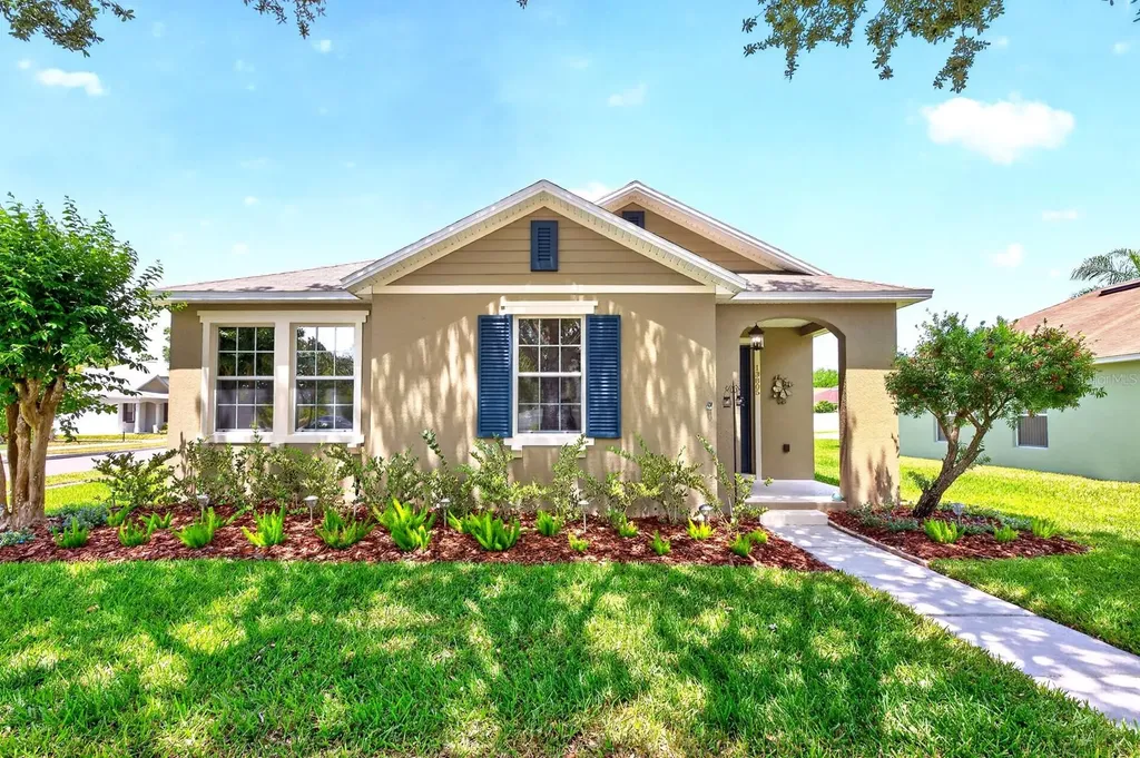 13805 Tea Rose Drive Orlando FL 32828