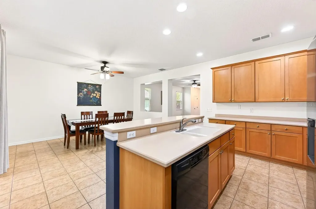 13805 Tea Rose Drive Orlando FL 32828