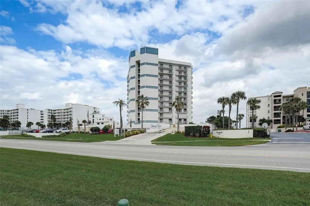 5207 S Atlantic Avenue New Smyrna Beach FL 32169