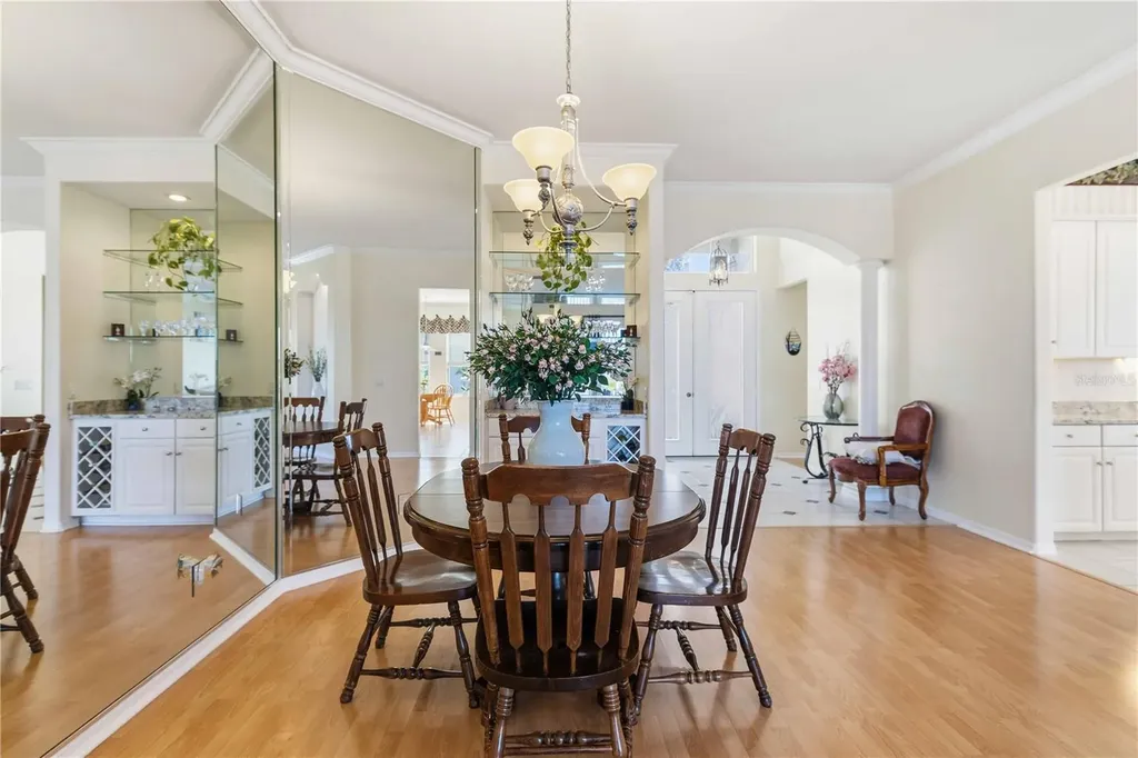 136 41st Circle E Bradenton FL 34208