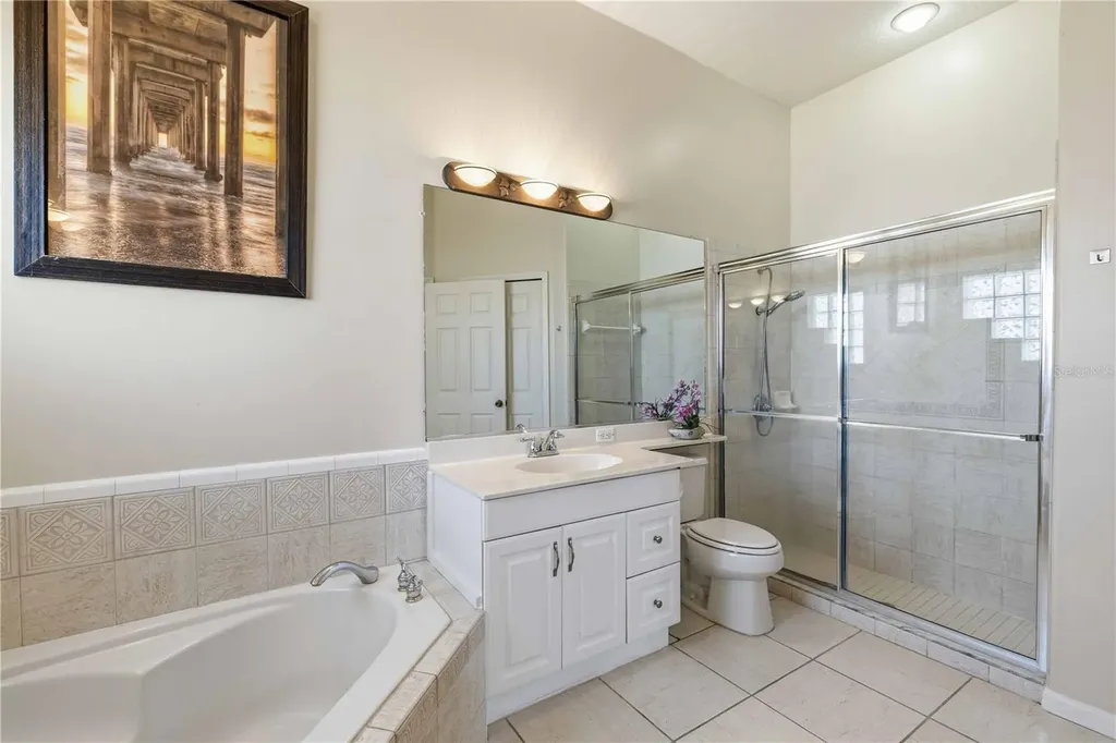 136 41st Circle E Bradenton FL 34208