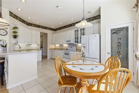 136 41st Circle E Bradenton FL 34208
