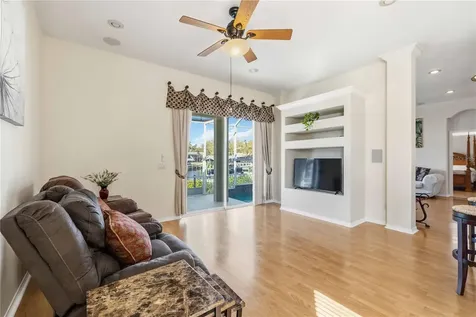 136 41st Circle E Bradenton FL 34208