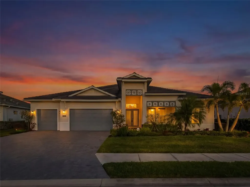 8252 Redonda Loop Bradenton FL 34202