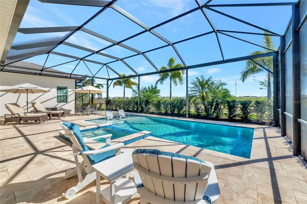 8252 Redonda Loop Bradenton FL 34202