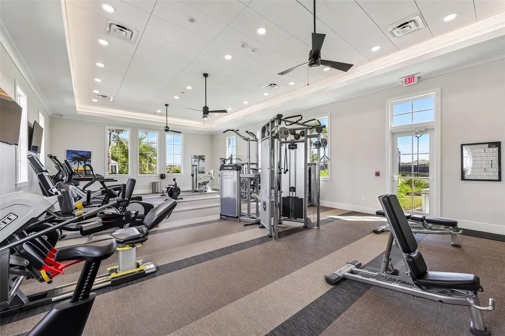 8252 Redonda Loop Bradenton FL 34202