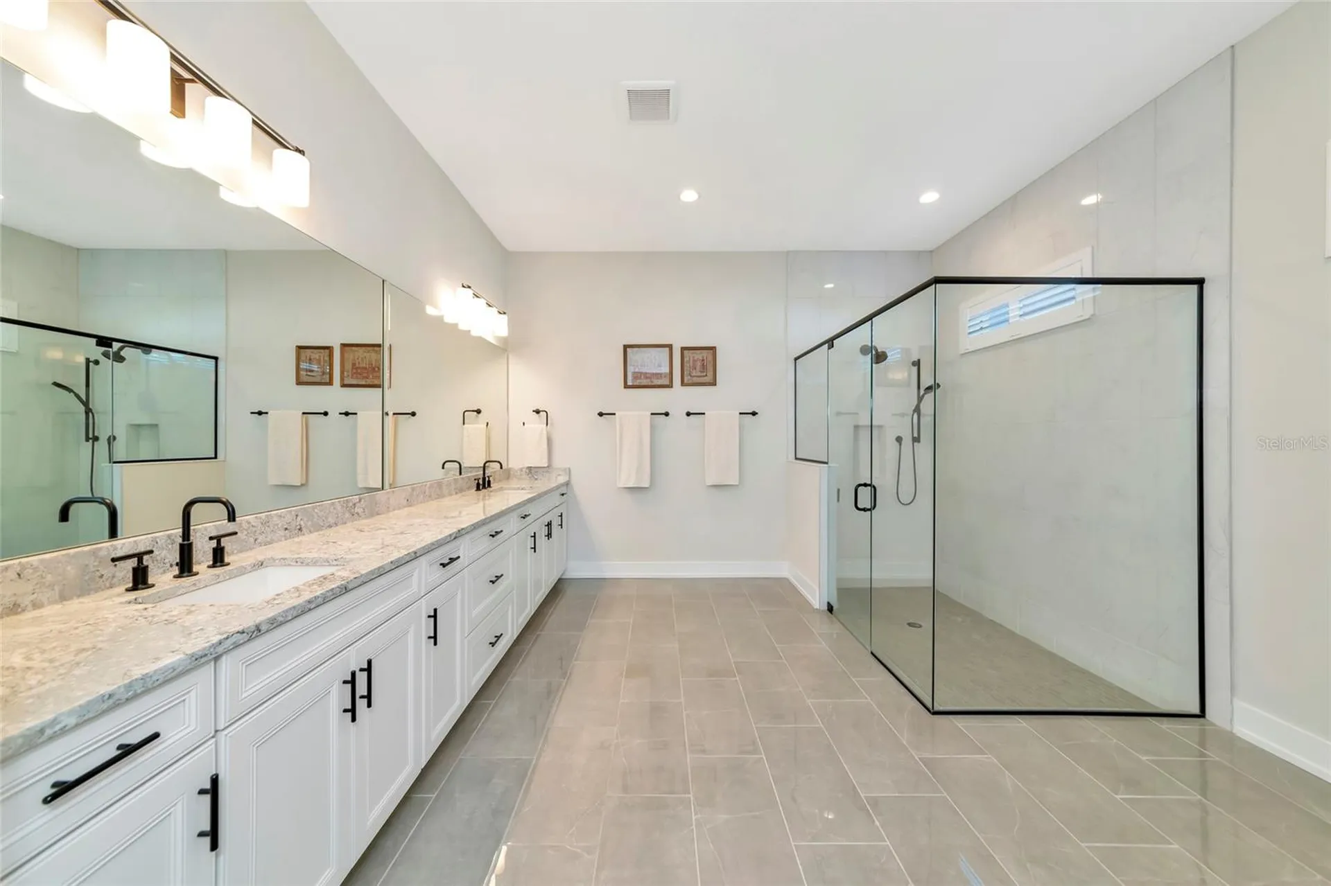 8252 Redonda Loop Bradenton FL 34202