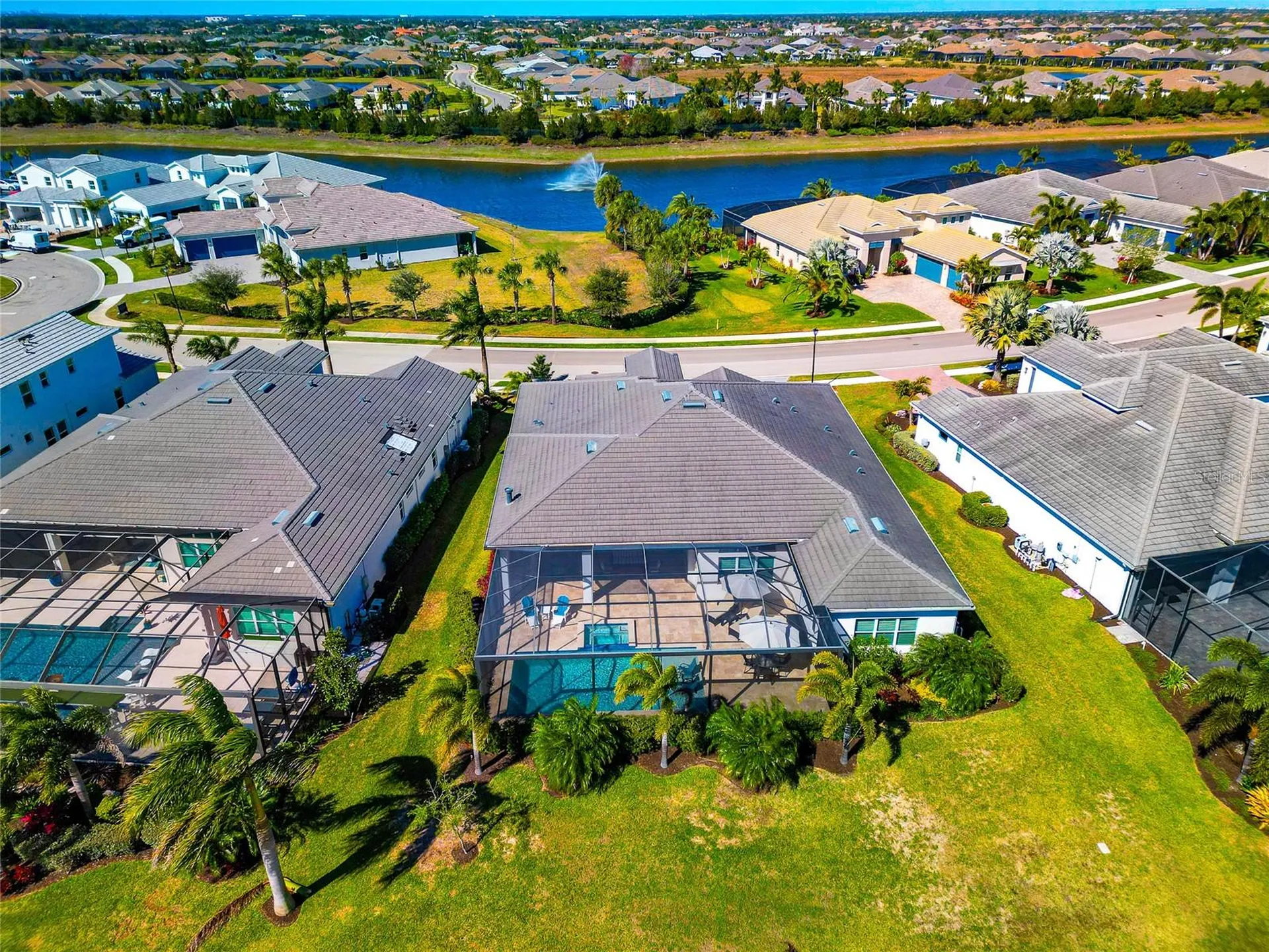 8252 Redonda Loop Bradenton FL 34202