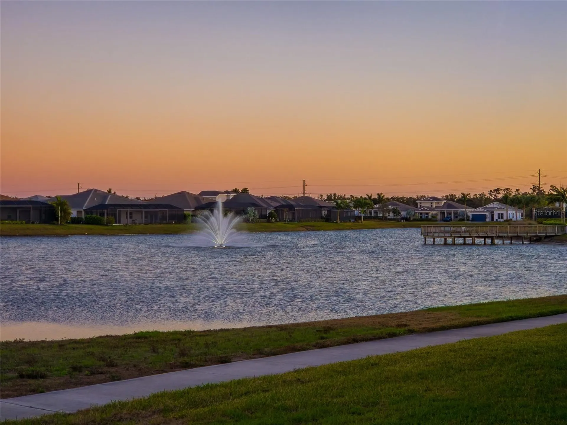 8252 Redonda Loop Bradenton FL 34202
