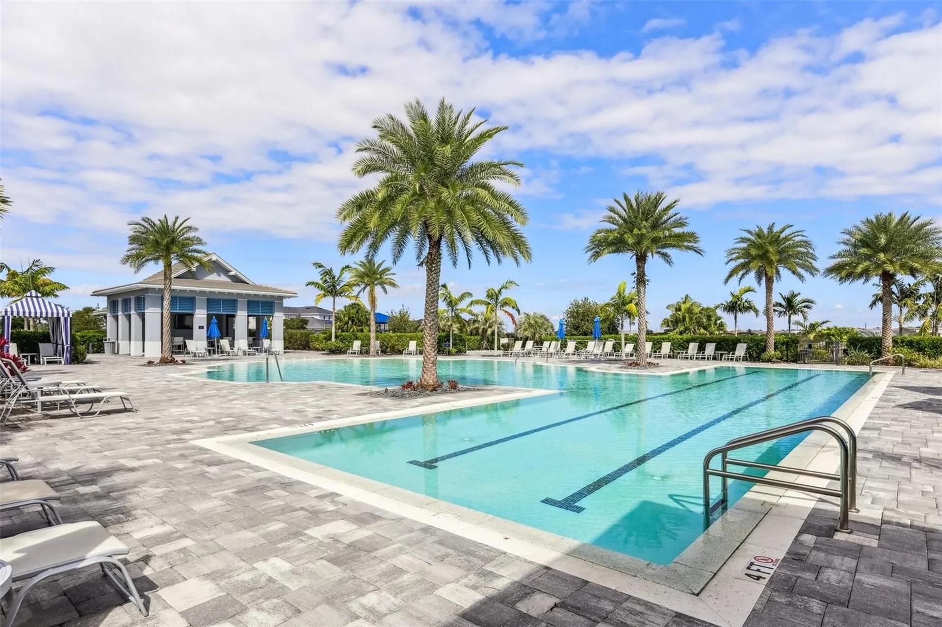 8252 Redonda Loop Bradenton FL 34202