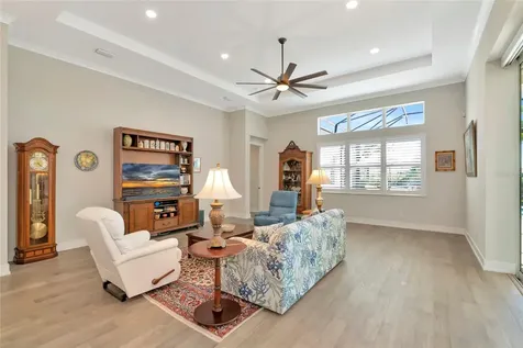 8252 Redonda Loop Bradenton FL 34202