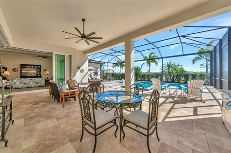 8252 Redonda Loop Bradenton FL 34202
