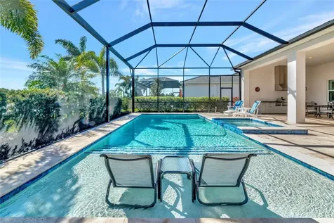 8252 Redonda Loop Bradenton FL 34202