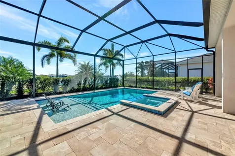8252 Redonda Loop Bradenton FL 34202