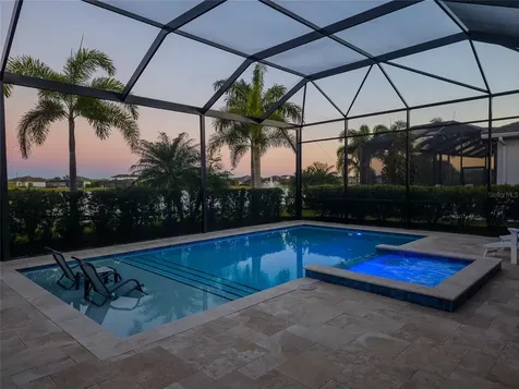 8252 Redonda Loop Bradenton FL 34202