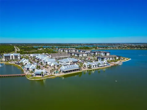 8252 Redonda Loop Bradenton FL 34202
