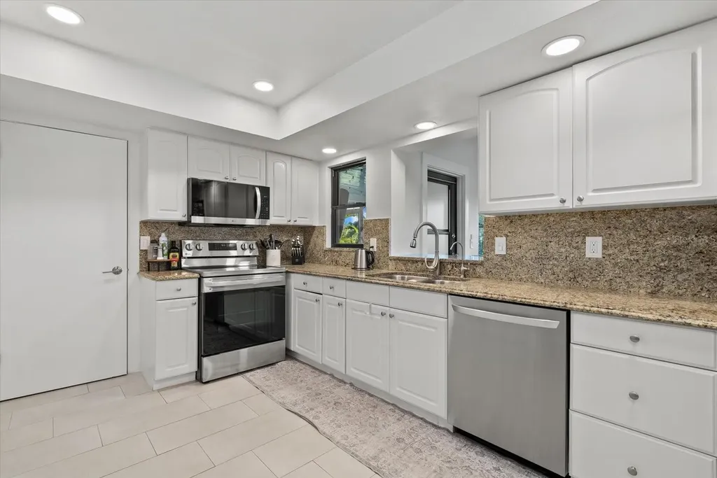 6835 Roxbury Drive Sarasota FL 34231